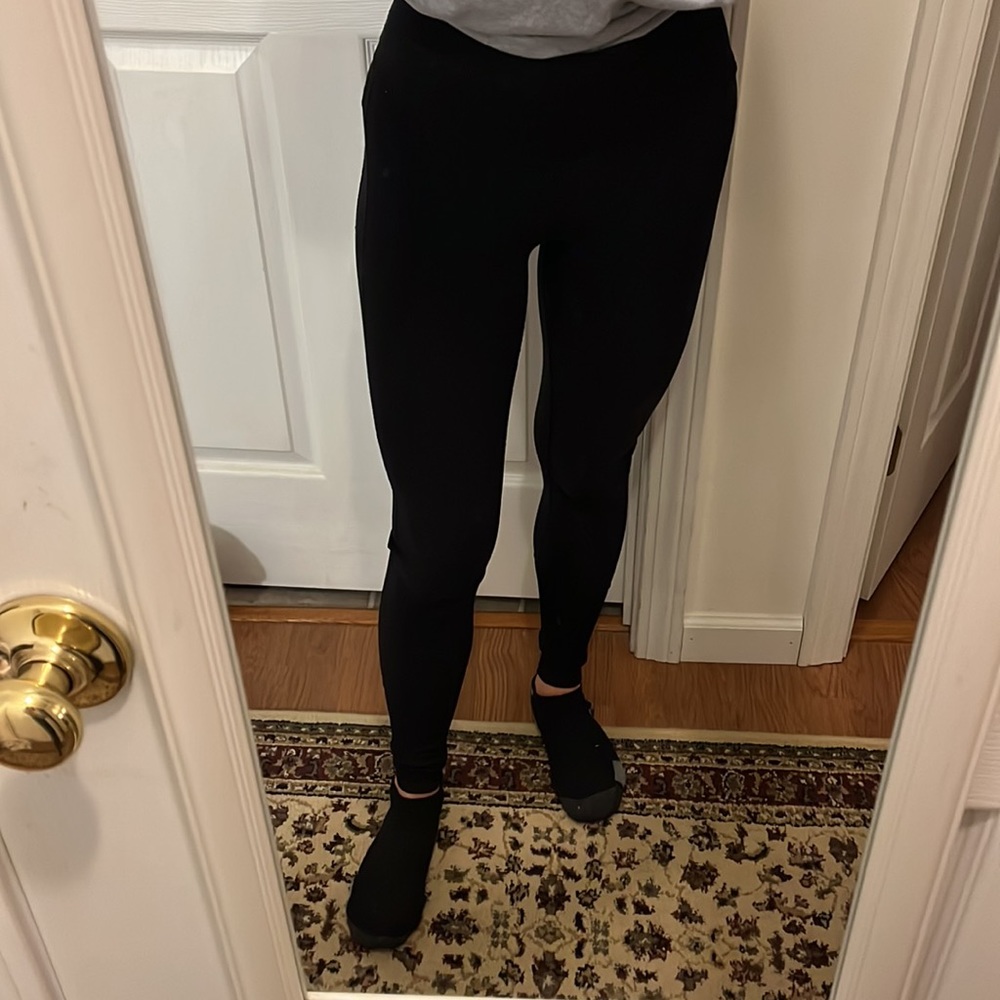 Alo High Waist Lounge Legging - Black - XS